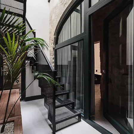 L.o. Mdina-designer House The Bedroom-tub Apartamento *