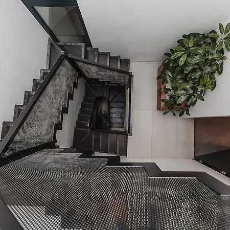 L.o. Mdina-designer House The Bedroom-tub Rabat