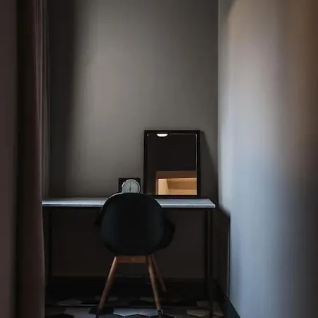 L.o. Mdina-designer House The Bedroom-tub Apartament *