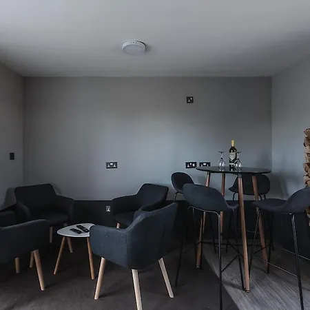 Apartament L.o. Mdina-designer House The Bedroom-tub Rabat