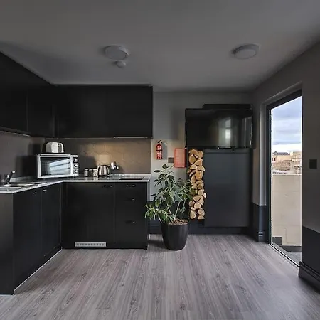 L.o. Mdina-designer House The Bedroom-tub Apartament *