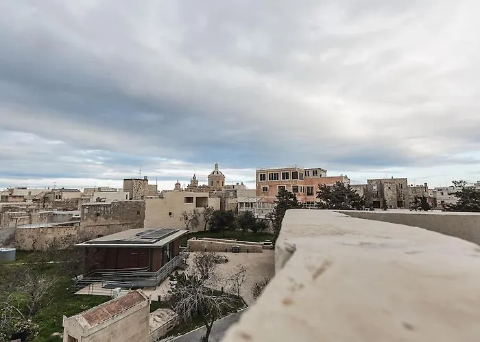 L.o. Mdina-designer House The Bedroom-tub Apartman Rabat