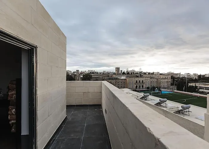 Apartman L.o. Mdina-designer House The Bedroom-tub