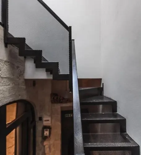 L.o. Mdina-designer House The Bedroom-tub Apartman *